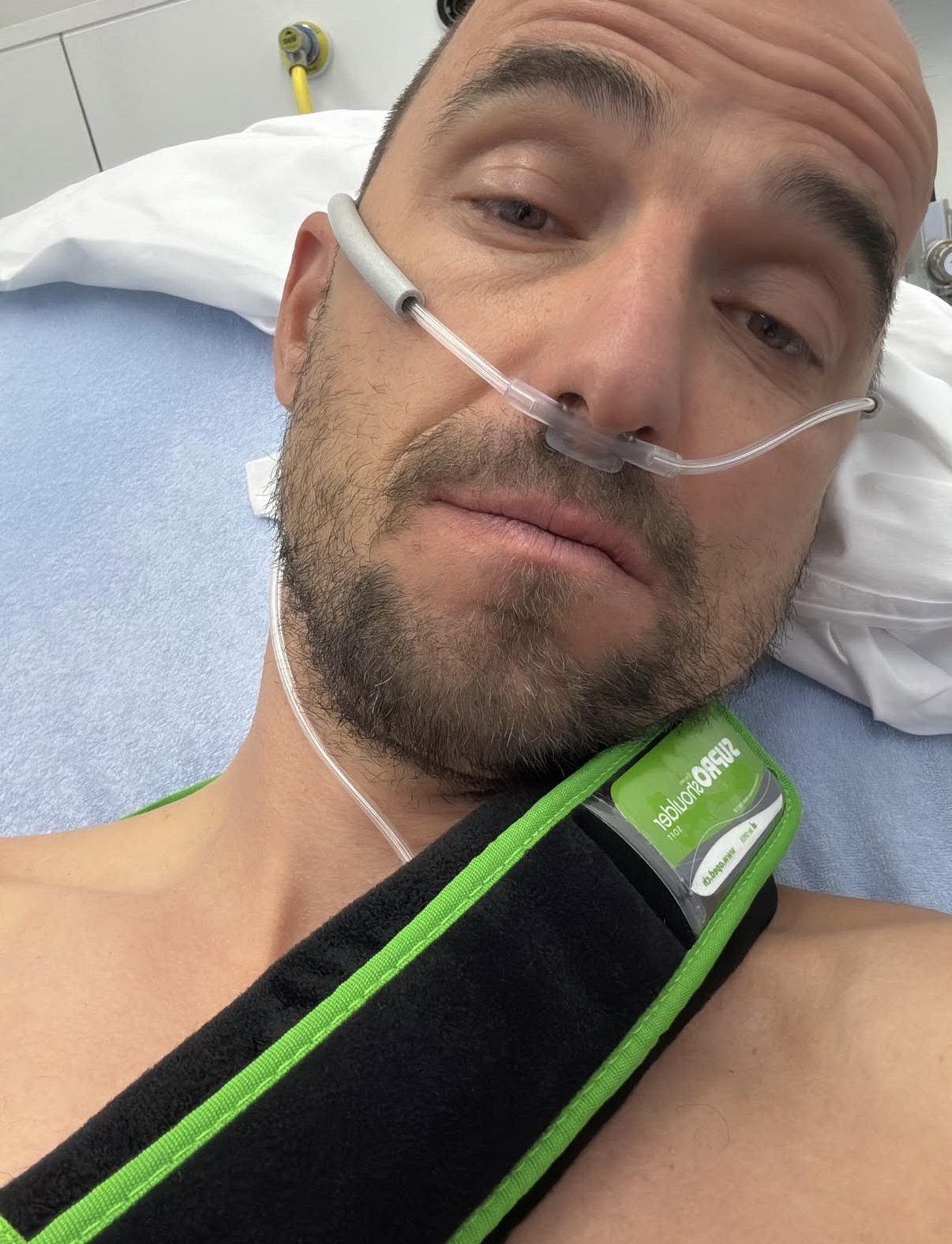 Nino Schurter sufre fractura tras accidente durante paseo en montaña